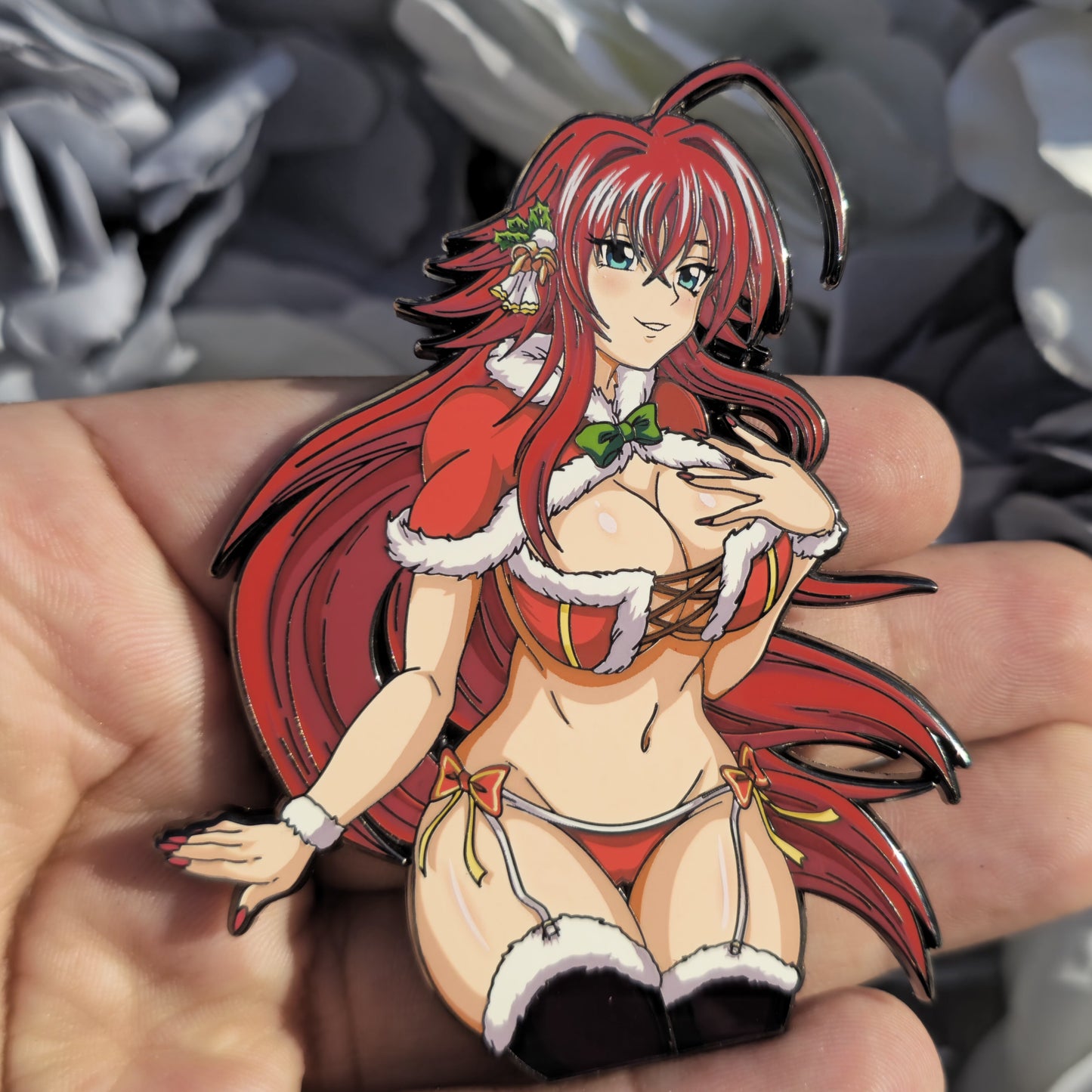 In Hands: Xmas Rias v2