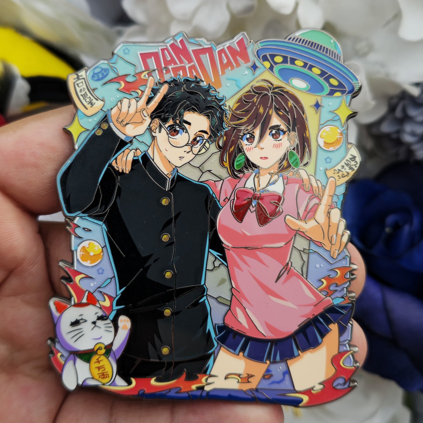 In Hands: momokun pair