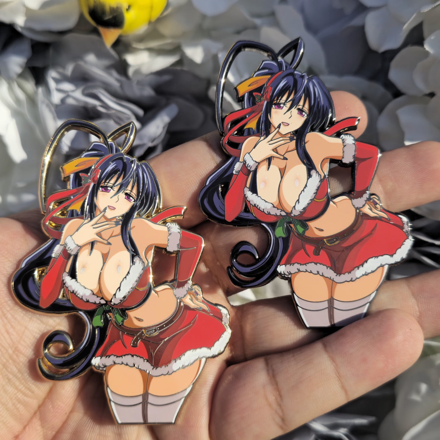 In Hands: Xmas Akeno v2