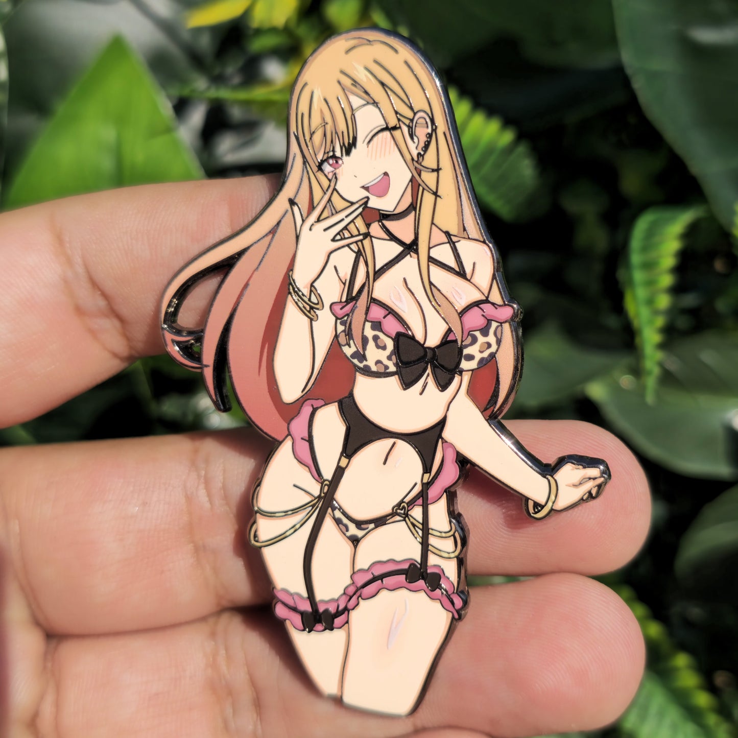 In hands: Leopard Mare Lingerie