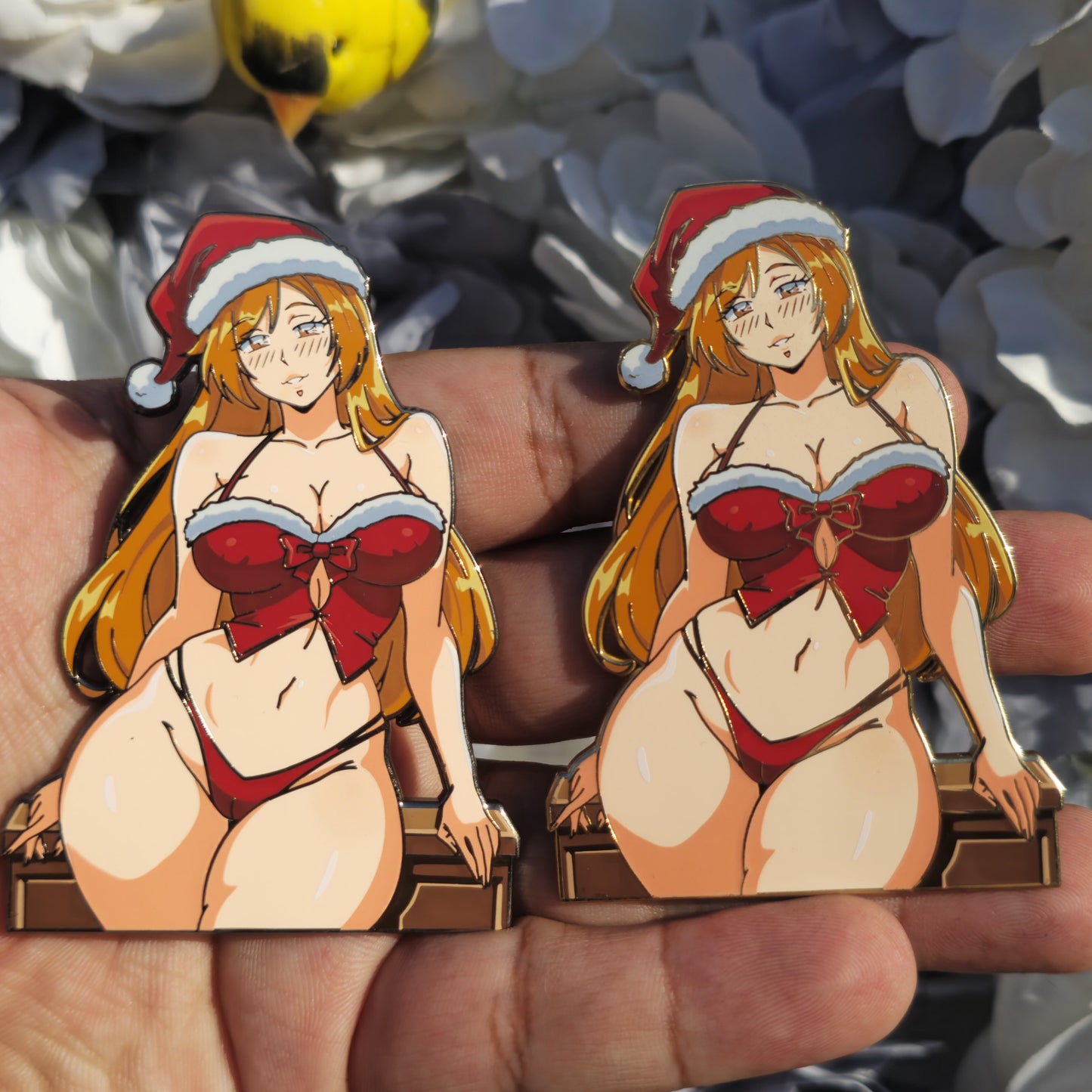 In Hands: Xmas Trio Hime