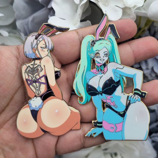 Cyber Club In Hands: Thicc Bunnies