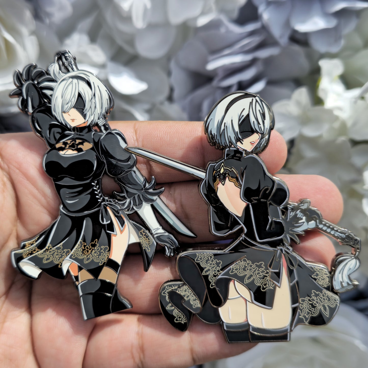 In Hands: 2Butt & 2Front