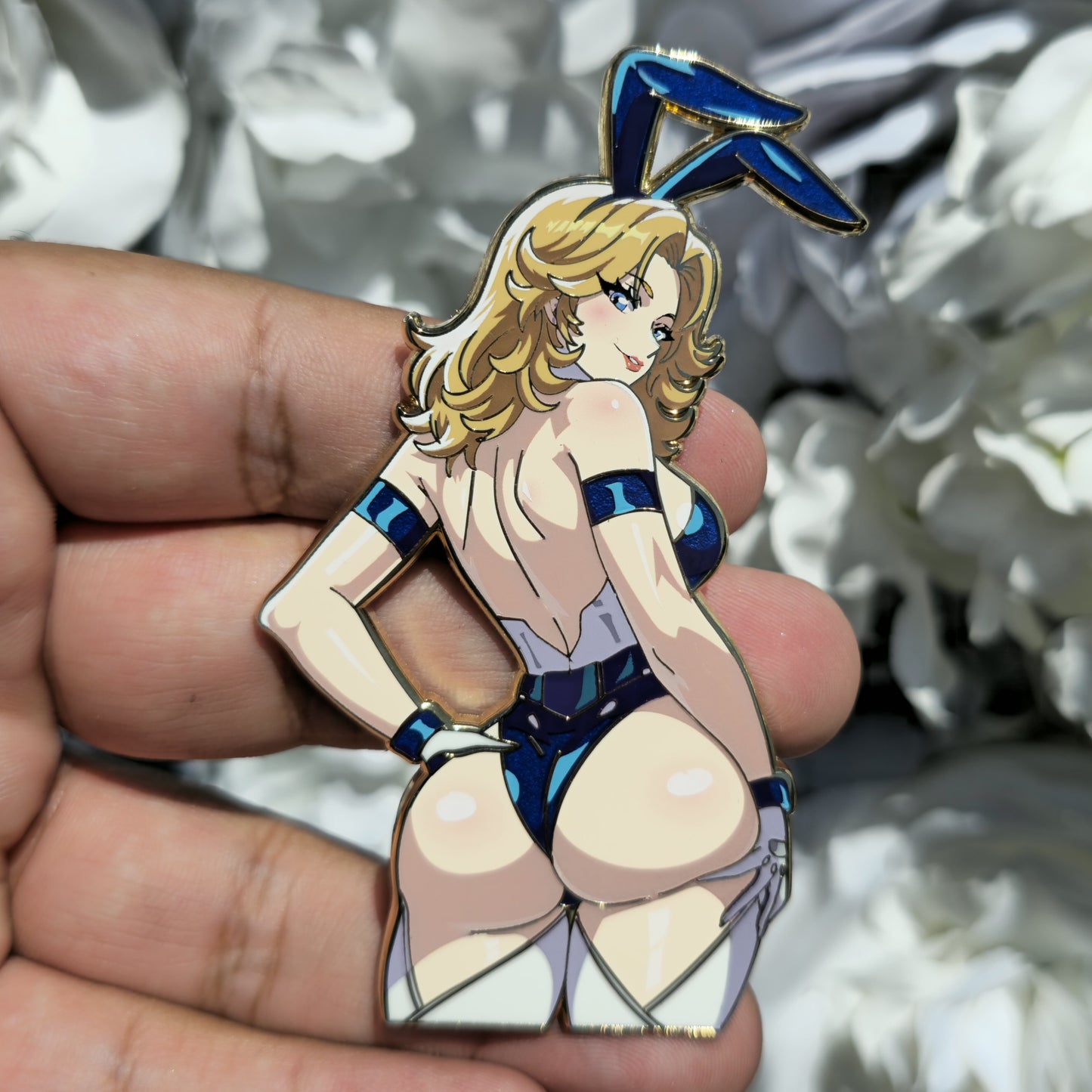 In Hands: Sue Bunny