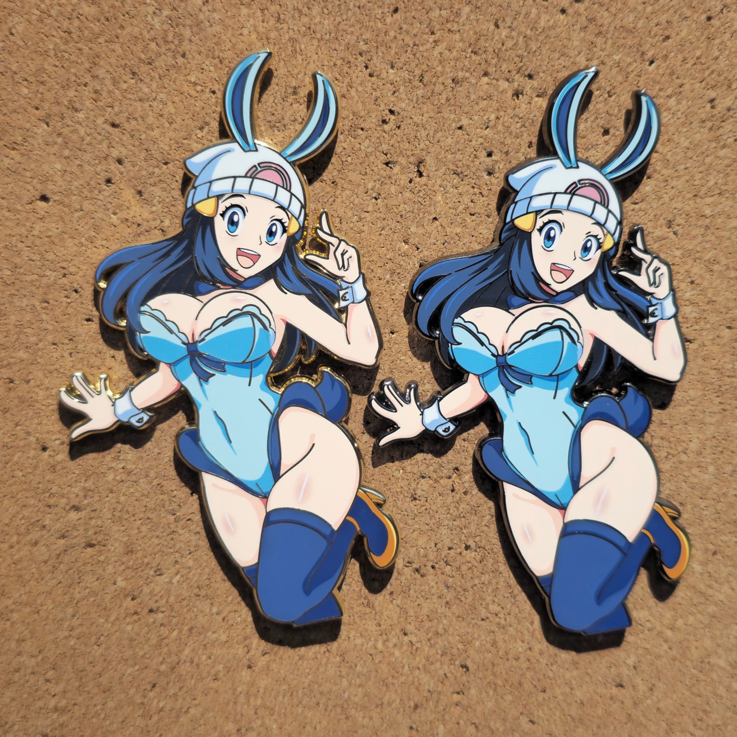 In hands: Dawn Buns
