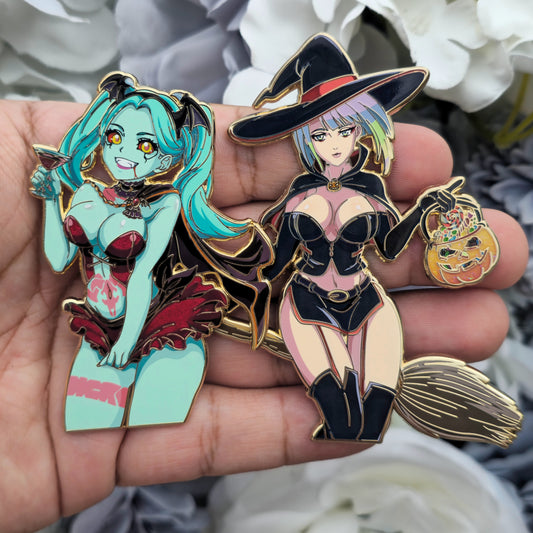 Cyber Club In Hands: Vamp x Witch