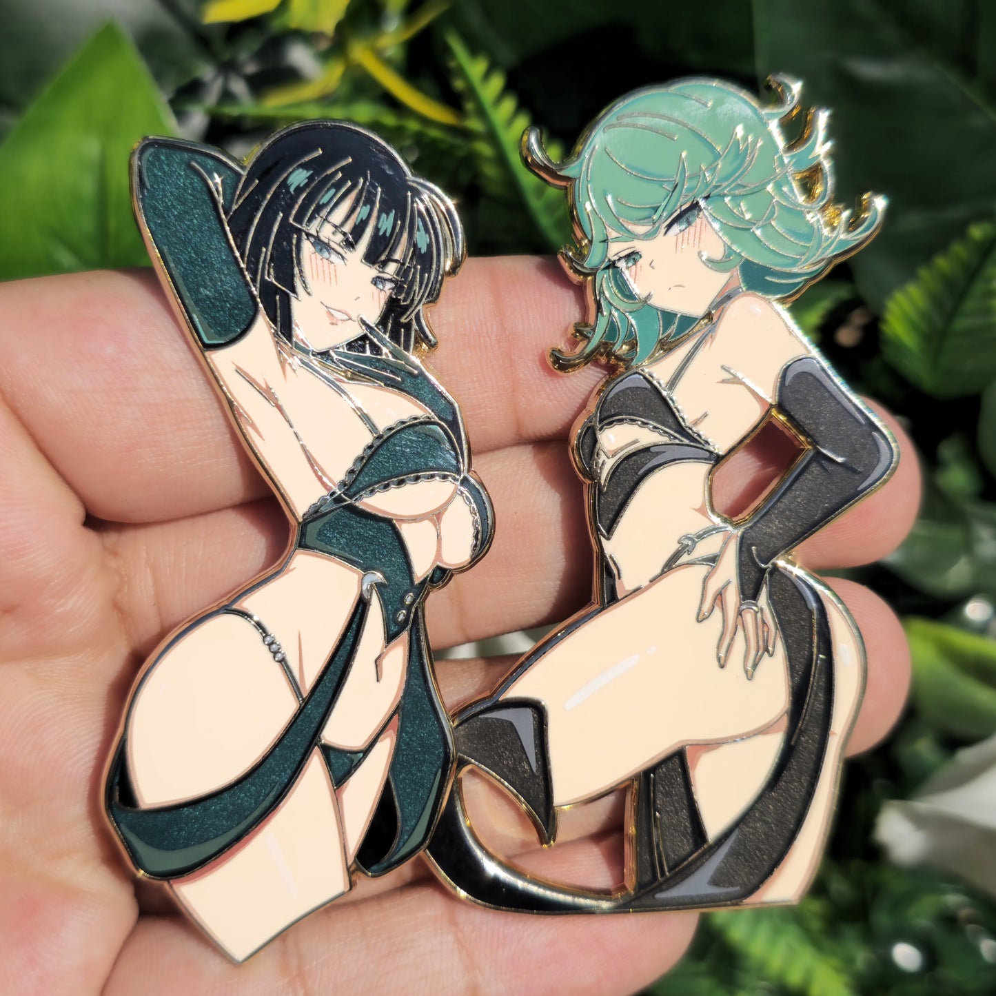 In hands: csm sistas