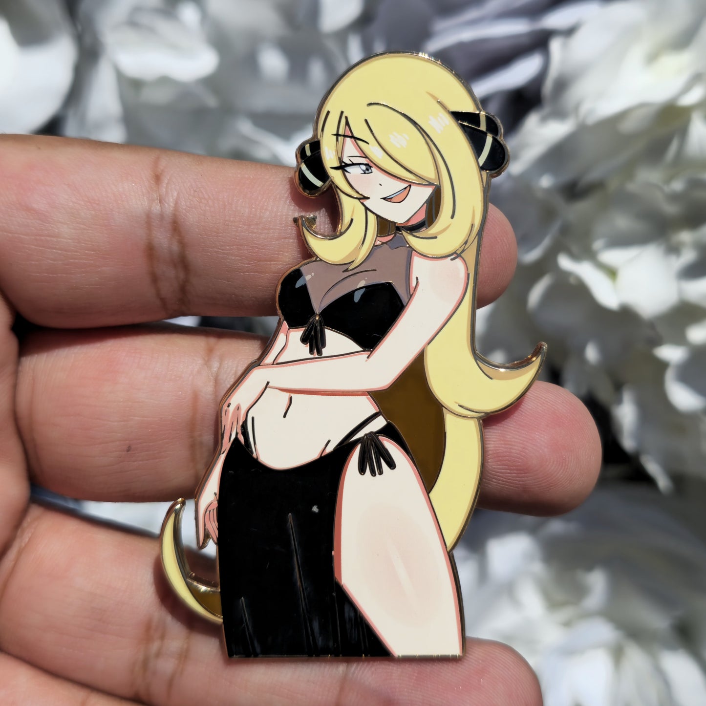 In Hands: Beach Cyn