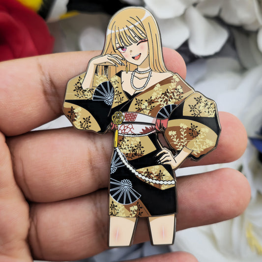 In Hands: LNY P4P dress up