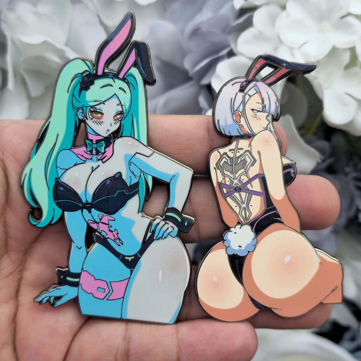 Cyber Club In Hands: Thicc Bunnies